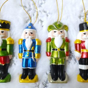 Diótörő stílusú dísz szett